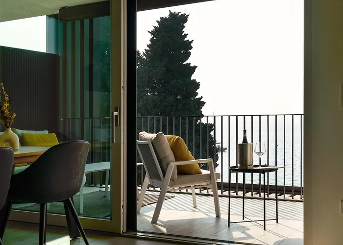 Salvatorehomes - Luxurious Dreamview Waterfront Apartment In Torri Del Benaco With Pool - Casa Azura - A 5 Star Luxury Collection At Lake Garda